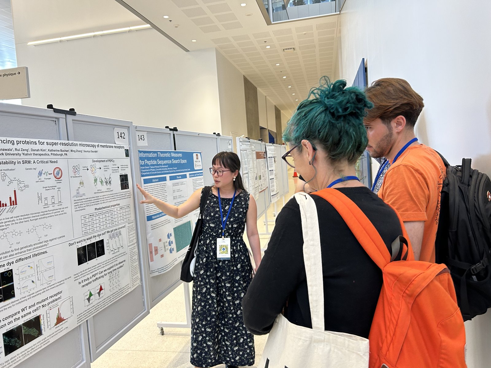 Moeka presenting her poster in Montreal